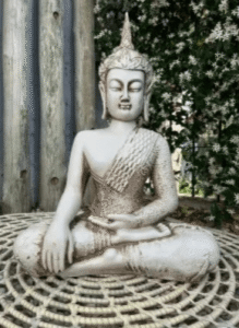 Buda grande corona de punta