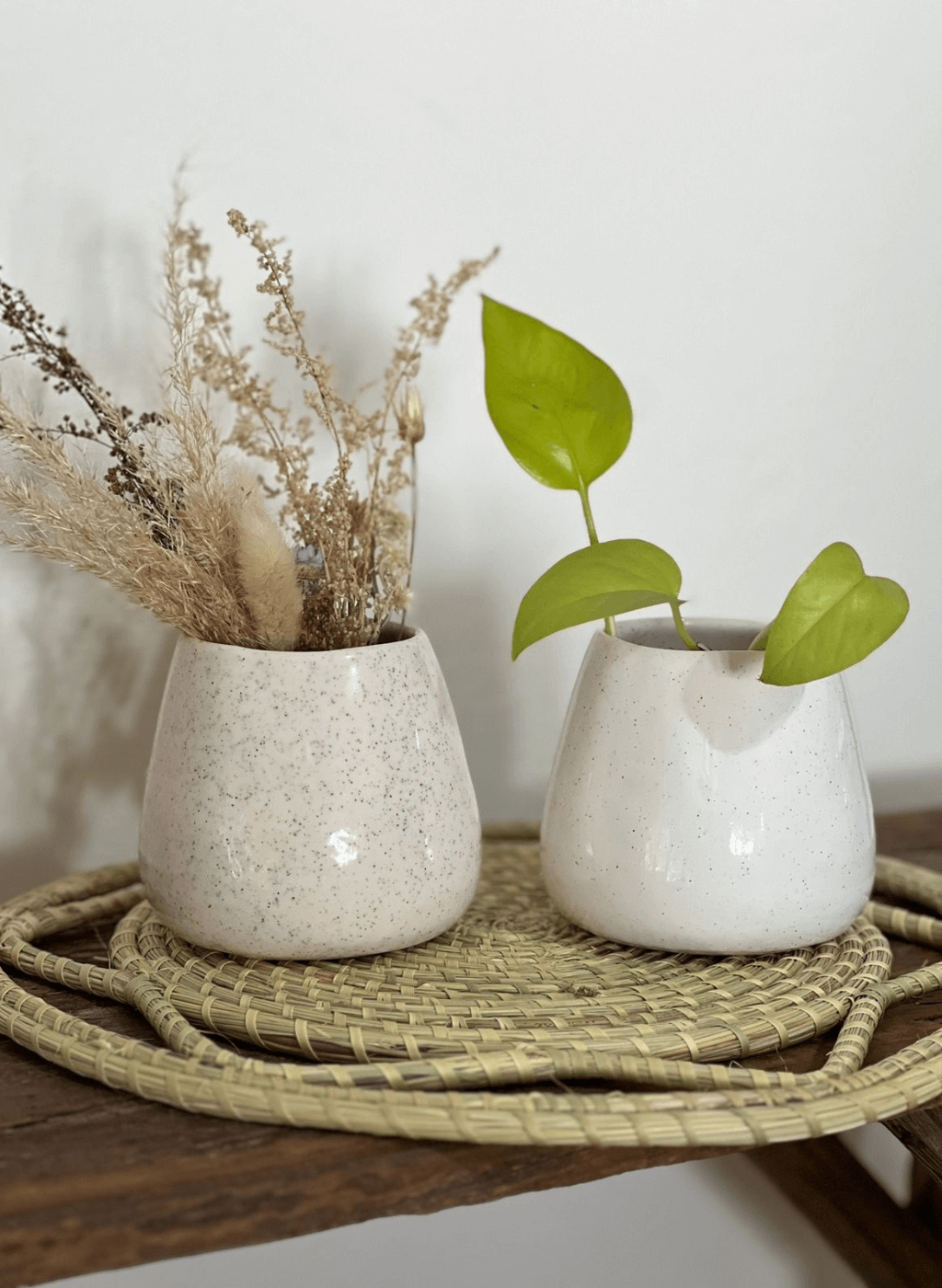 Florero de cerámica bajito Carmelo