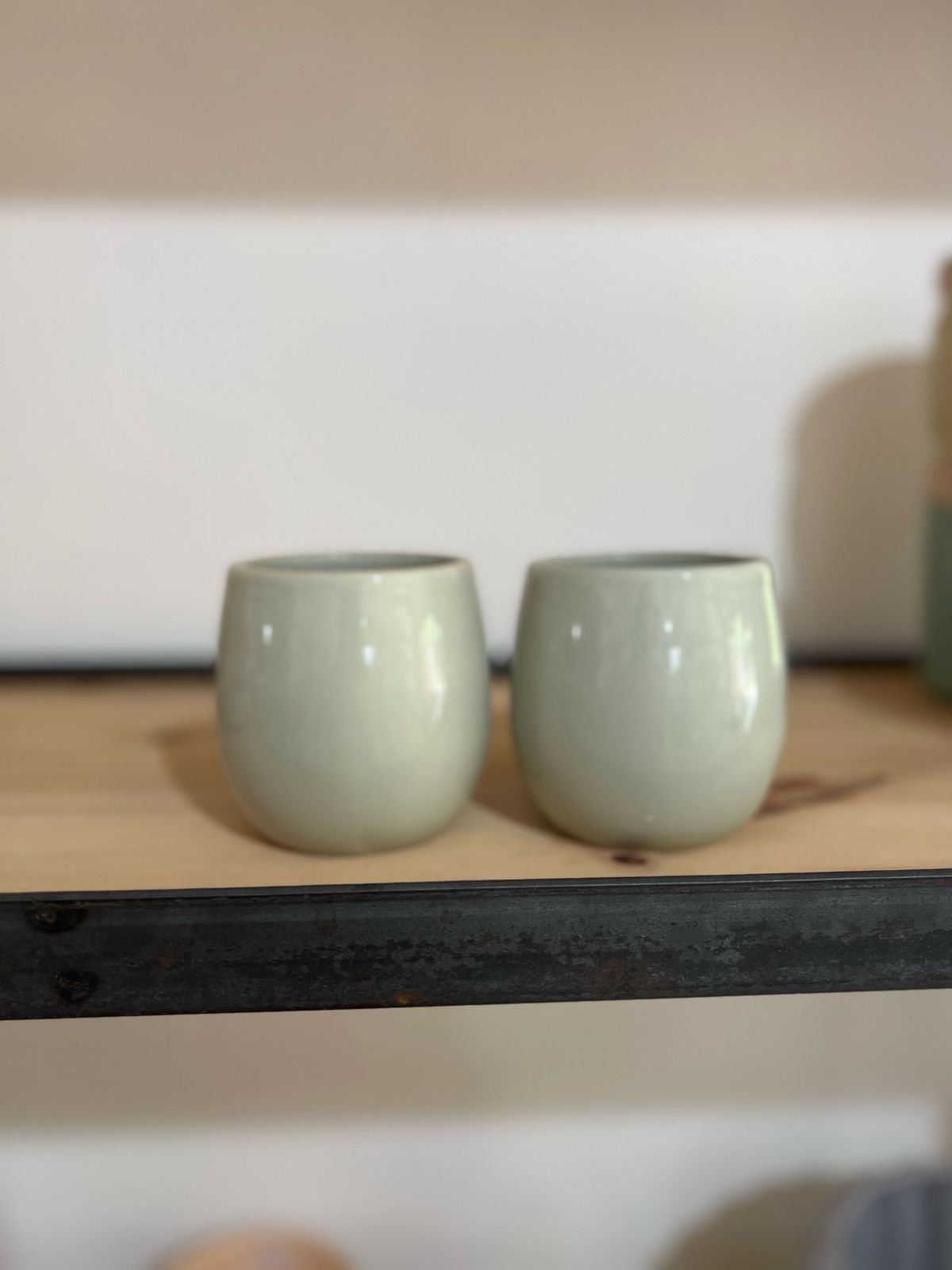 Maceta de cerámica OVO - Image 4