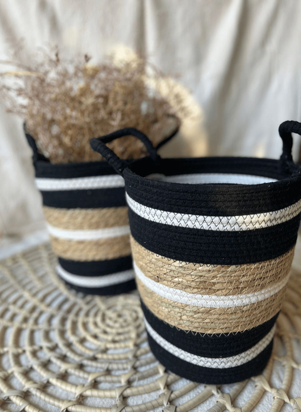 Cesto hilo de algodón y yute negro, blanco y natural