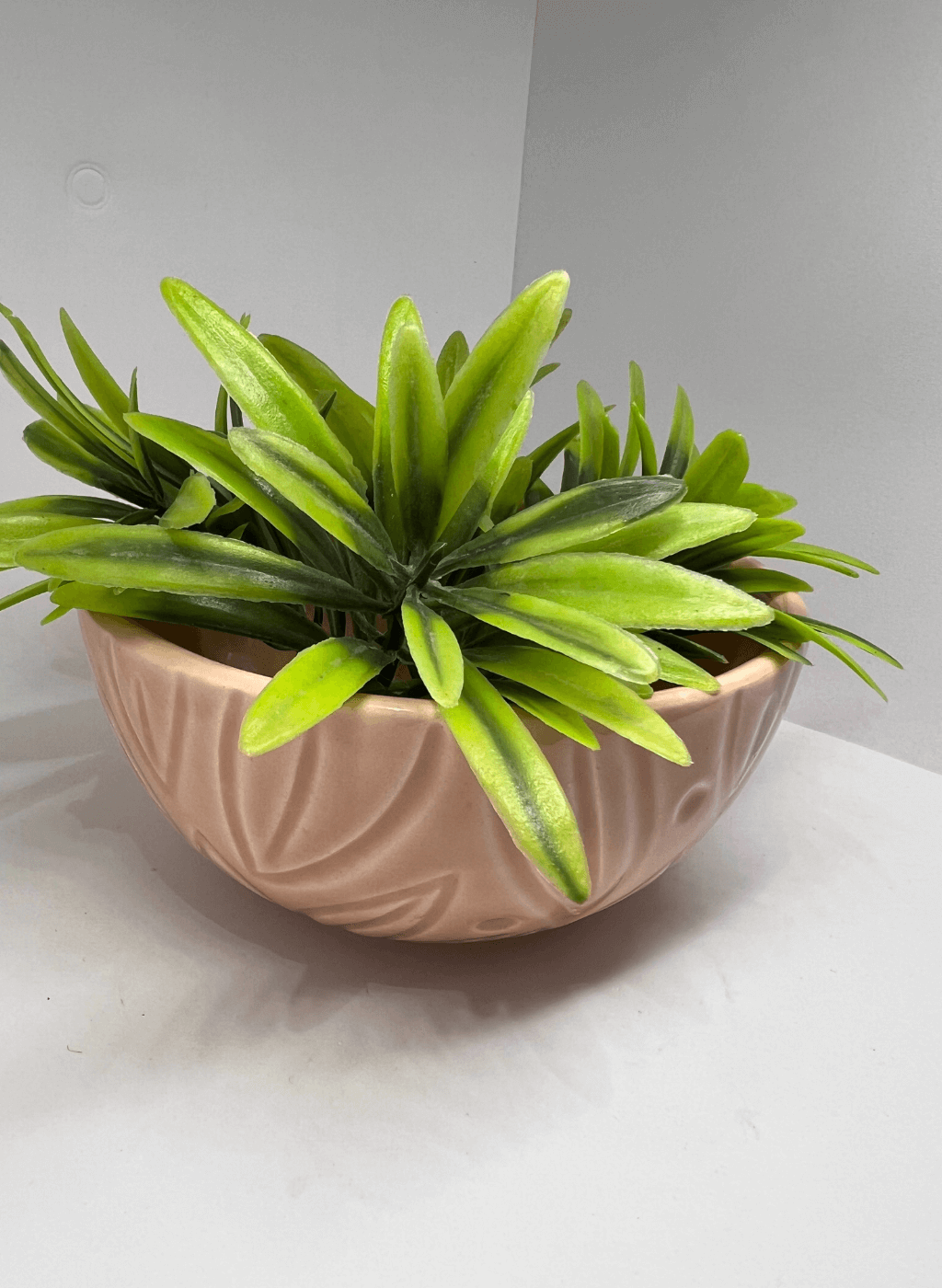 Maceta de cerámica cuenquito rosa